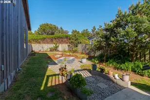 1305 Strawberry Dr, Bandon, OR 97411 - Photo 39