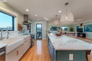 1305 Strawberry Dr, Bandon, OR 97411 - Photo 15