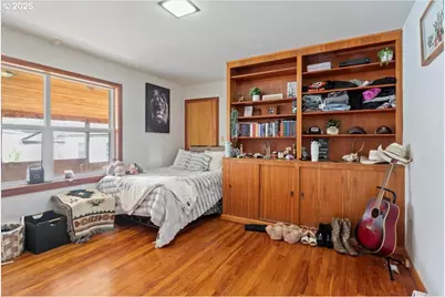 360 E Elwood St, Stayton, OR 97383 - Photo 29