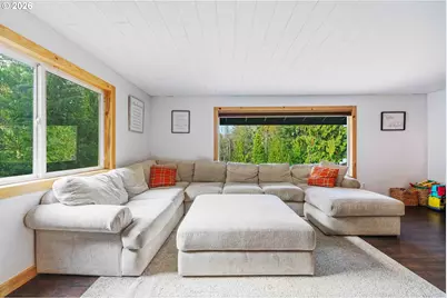 1101 E 15th St, Coquille, OR 97423 - Photo 19