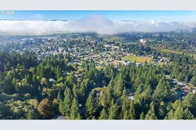 1101 E 15th St, Coquille, OR 97423 - Photo 47