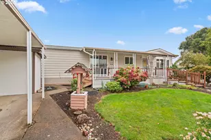 1225 W 10th Ave, Junction City, OR 97448 - Photo 5