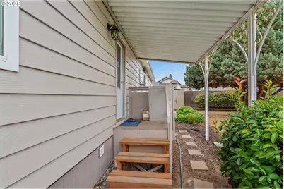 1225 W 10th Ave #53, Junction City, OR 97448 - Photo 29
