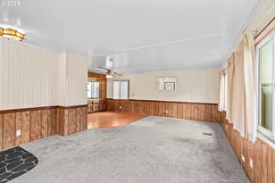 1225 W 10th Ave, Junction City, OR 97448 - Photo 11