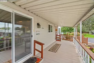 1225 W 10th Ave, Junction City, OR 97448 - Photo 7