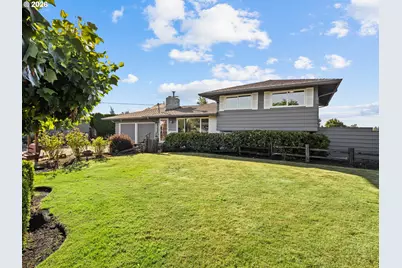 3329 SE Hillyard Rd, Gresham, OR 97080 - Photo 1