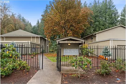 6610 SW Terri Ct #10, Portland, OR 97225 - Photo 3