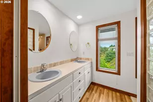 9675 Scenic View Dr, Rockaway Beach, OR 97136 - Photo 15