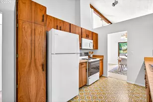 9316 SW 8th Dr, Portland, OR 97219 - Photo 19