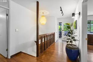 4940 SW Humphrey Park Rd, Portland, OR 97221 - Photo 7