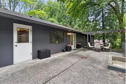 4940 SW Humphrey Park Rd, Portland, OR 97221 - Photo 5