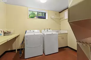 4940 SW Humphrey Park Rd, Portland, OR 97221 - Photo 35