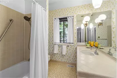 4940 SW Humphrey Park Rd, Portland, OR 97221 - Photo 27