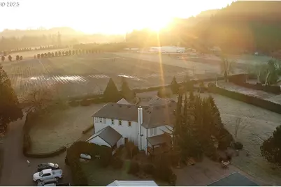 16955 S Clackamas River Dr, Oregon City, OR 97045 - Photo 3