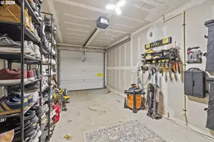 13949 Beavercreek Rd, Oregon City, OR 97045 - Photo 27