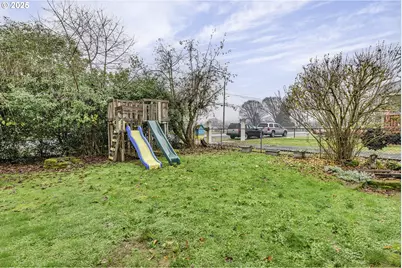 234 N 6th St, Saint Helens, OR 97051 - Photo 25
