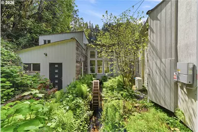96863 Larson Ln, North Bend, OR 97459 - Photo 27