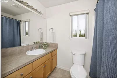 6610 N Smith Ct, Portland, OR 97203 - Photo 21