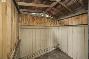 6610 N Smith Ct, Portland, OR 97203 - Photo 41