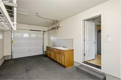 6610 N Smith Ct, Portland, OR 97203 - Photo 35