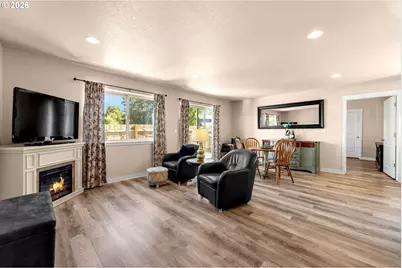 101 NE 14th St, Battle Ground, WA 98604 - Photo 5
