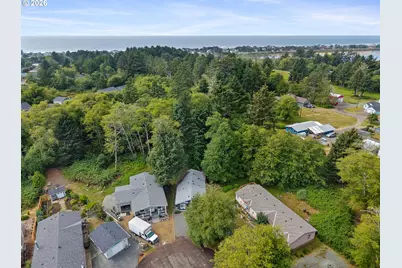 383 N Lagoon St, Rockaway Beach, OR 97136 - Photo 27