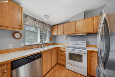 383 N Lagoon St, Rockaway Beach, OR 97136 - Photo 7