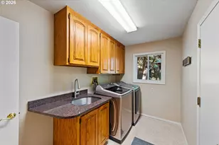 2058 Cedar Ct, North Bend, OR 97459 - Photo 35