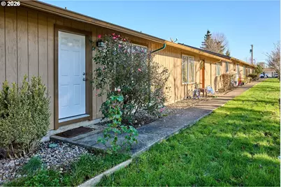 880 N Pershing St, Mount Angel, OR 97362 - Photo 29