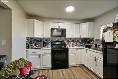 880 N Pershing St, Mount Angel, OR 97362 - Photo 19