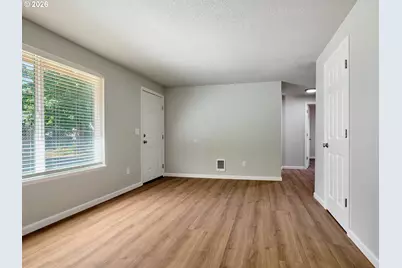 880 N Pershing St, Mount Angel, OR 97362 - Photo 5