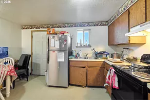 880 N Pershing St, Mount Angel, OR 97362 - Photo 25