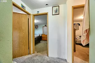 880 N Pershing St, Mount Angel, OR 97362 - Photo 25