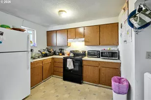 880 N Pershing St, Mount Angel, OR 97362 - Photo 21