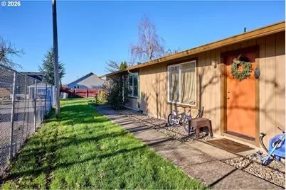 880 N Pershing St, Mount Angel, OR 97362 - Photo 15