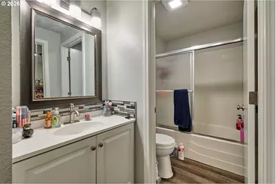 880 N Pershing St, Mount Angel, OR 97362 - Photo 23