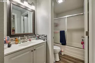 880 N Pershing St, Mount Angel, OR 97362 - Photo 35