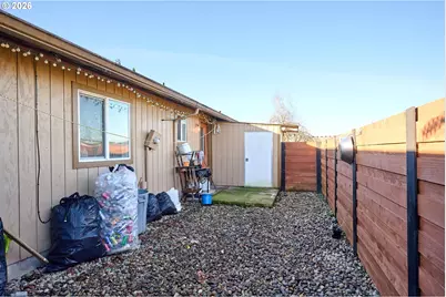 880 N Pershing St, Mount Angel, OR 97362 - Photo 13