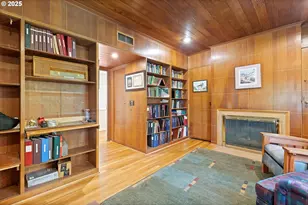 1757 SW Prospect Dr, Portland, OR 97201 - Photo 7