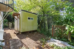 1757 SW Prospect Dr, Portland, OR 97201 - Photo 41