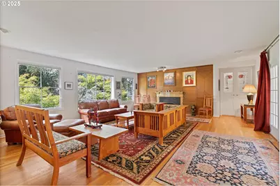 1757 SW Prospect Dr, Portland, OR 97201 - Photo 11