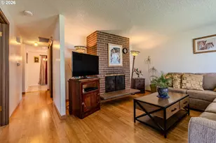 1926 NE Vista Ave, Gresham, OR 97030 - Photo 9