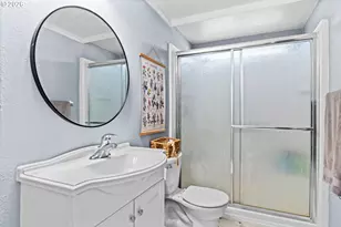 1939 McDonald Ct, Springfield, OR 97477 - Photo 17