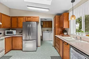 1939 McDonald Ct, Springfield, OR 97477 - Photo 13