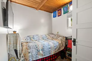 22621 Noti Loop, Noti, OR 97461 - Photo 27