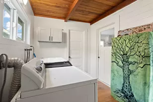 22621 Noti Loop, Noti, OR 97461 - Photo 35