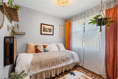 4517 NE 85th Ave, Portland, OR 97220 - Photo 13