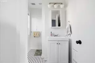 3203 SE Clinton St, Portland, OR 97202 - Photo 21