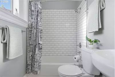 3203 SE Clinton St, Portland, OR 97202 - Photo 13