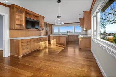 1205 SW Myrtle Dr, Portland, OR 97201 - Photo 13